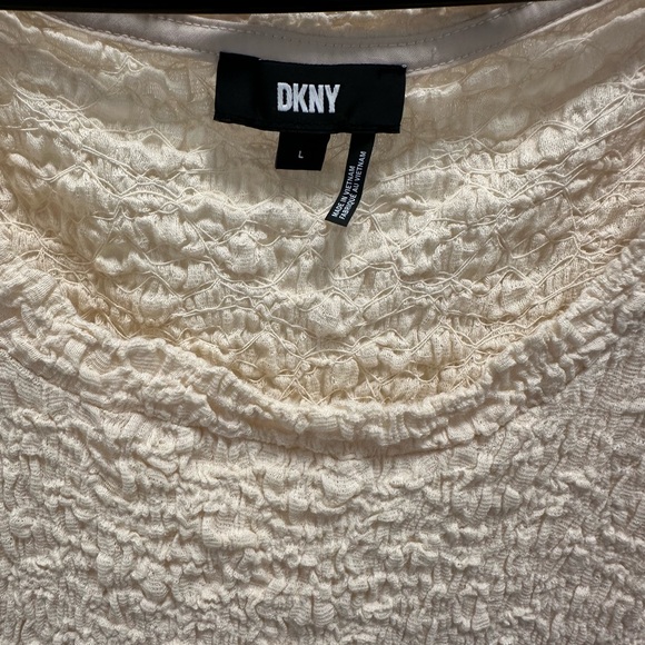 DKNY Cream Textured Women's Top - Picture 3 of 3